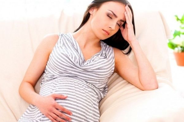 Mẹ bầu tuần thứ 33 có thể cảm thấy mệt mỏi, nặng nề trong sinh hoạt hàng ngày