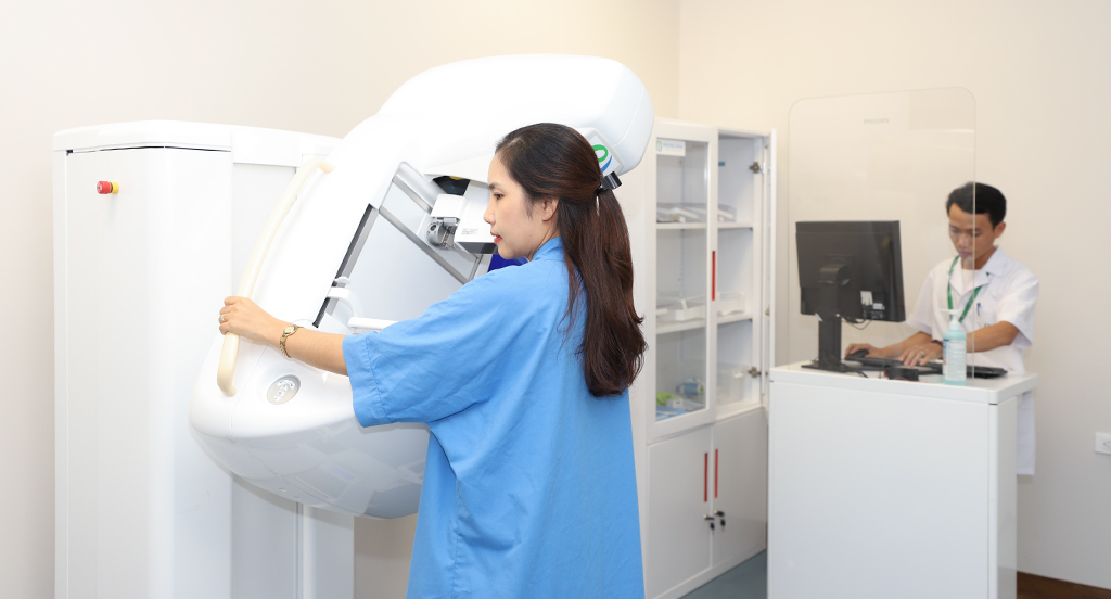 Máy chụp nhũ ảnh kỹ thuật số (Mammography)