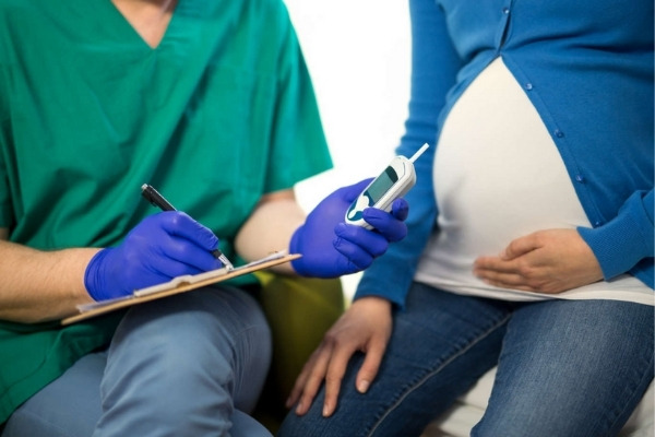 Tiểu đường thai kỳ ảnh hưởng xấu cho cả mẹ và thai nhi
