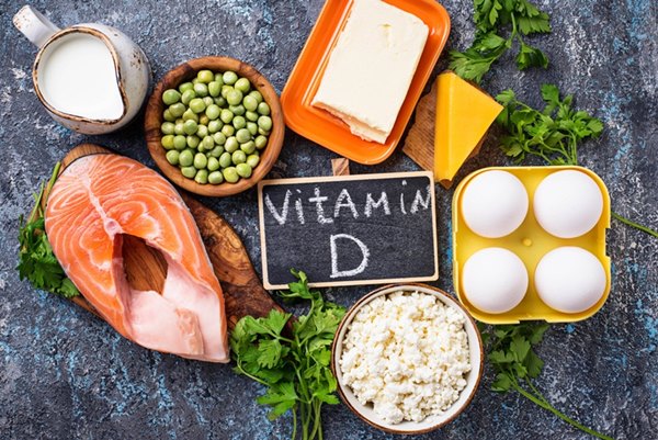 Bổ sung vào chế độ ăn các loại thực phẩm giàu vitamin D