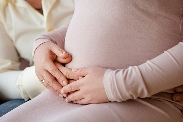 Khi thai nhi gặp phải tình trạng dây rốn quấn cổ 1 vòng tuần 38, mẹ bầu cần thăm khám thai thường xuyên