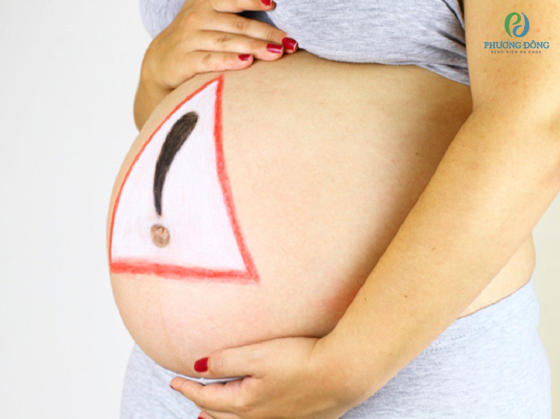 Nguy hiểm tiềm tàng của tình trạng cạn ối ở phụ nữ mang thai