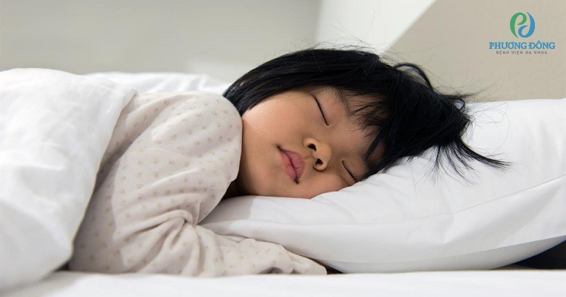 Ngủ trưa 2 - 3 tiếng giúp trẻ nhanh hồi phục