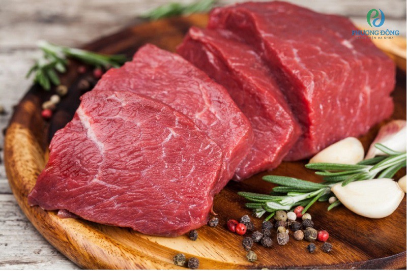 Thành phần chính của thịt đỏ có hàm lượng cholesterol cao, có thể làm trầm trọng hơn các biểu hiện của bệnh u nang buồng trứng