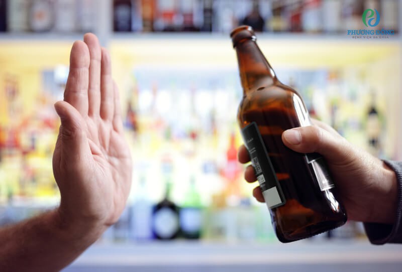 Hạn chế bia rượu và thực hiện lối sống lành mạnh để giữ sức khỏe tốt