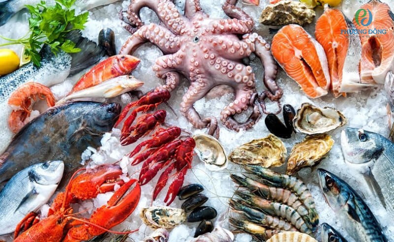 Ăn hải sản sống đánh bắt tại vùng nước ô nhiễm làm tăng nguy cơ nhiễm bệnh