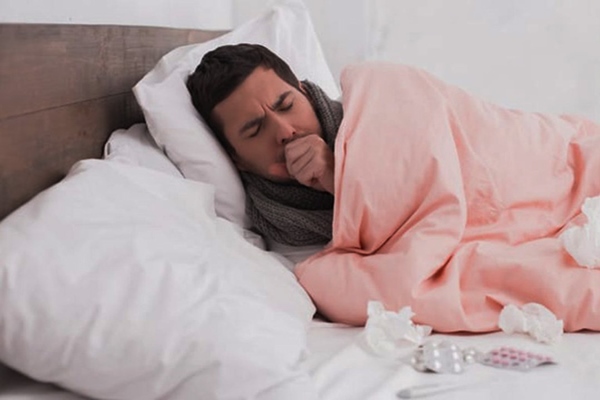 Ho về đêm ảnh hưởng tới giấc ngủ, khiến sức khỏe giảm sút