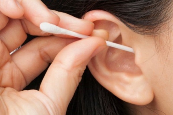Một số nguyên nhân gây bệnh viêm tai ngoài
