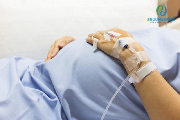 Hóa trị khi mang thai có thể khiến bệnh nhân gặp rủi ro cao (Ảnh minh họa) 