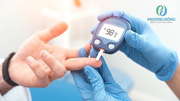 Việc glucose tăng kéo dài có thể làm tổn thương mạch máu