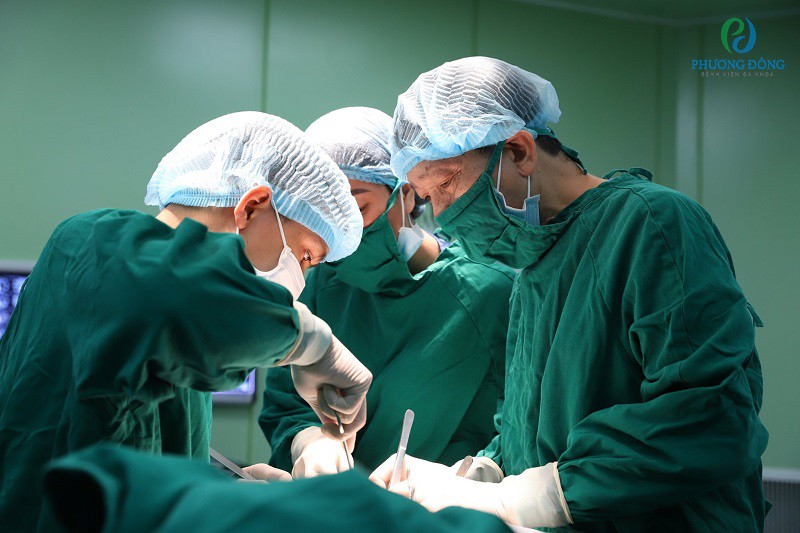 Bác sĩ sẽ đề nghị phẫu thuật để cắt bỏ khối u nếu cắt bỏ dễ dàng