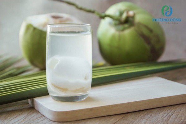 Nước dừa là thức uống lành tính rất tốt cho sức khỏe