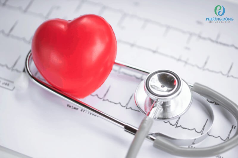 Bệnh nhân suy tim nên tuân thủ phác đồ điều trị của bác sĩ để theo dõi tình trạng bệnh