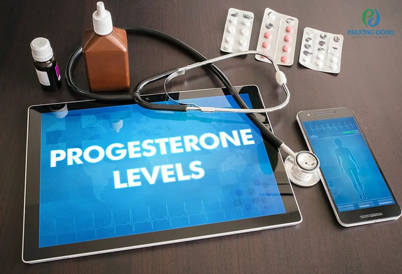 Mất cân bằng hormone progesterone và estrogen gây ra hiện tượng rong kinh tiền mãn kinh