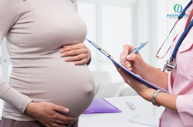 Trong quá trình mang thai cần khám định kỳ để kiểm soát đường huyết