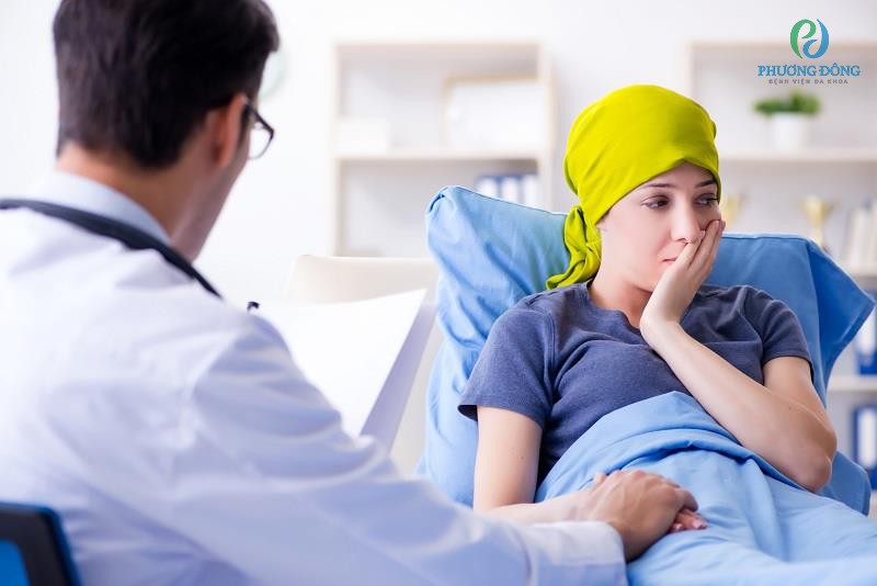 Bệnh nhân bị ung thư di căn cần tuân thủ theo kế hoặc điều trị của bác sĩ