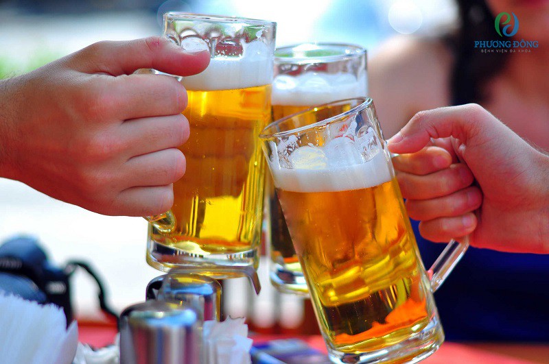 Người thường xuyên sử dụng rượu bia có nguy cơ cao mắc Meniere