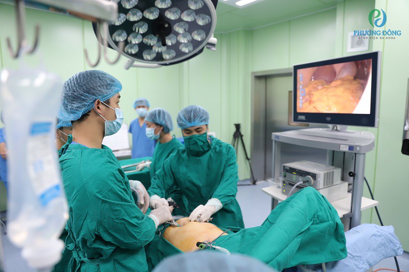 Phẫu thuật cắt túi mật điều trị ung thư tại Bệnh viện Đa khoa Phương Đông