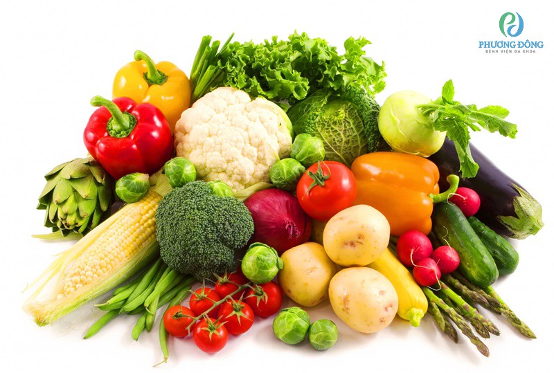 Sử dụng rau củ và trái cây tươi để đảm bảo sức khỏe
