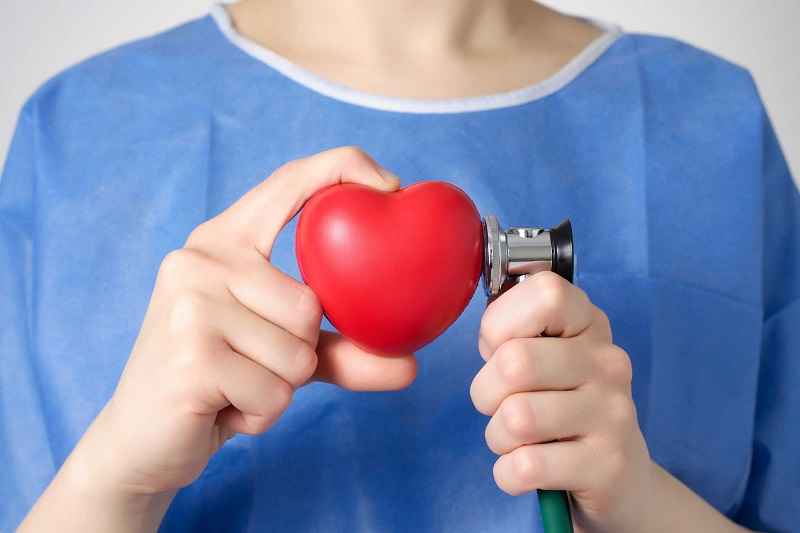 Nếu không được chữa trị kịp thời, bệnh sẽ để lại các biến chứng nghiêm trọng gây ảnh hưởng đến tim