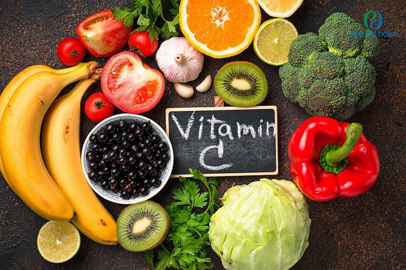 Người viêm mũi dị ứng nên tăng cường bổ sung thực phẩm giàu vitamin C