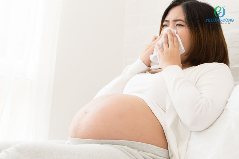 Khi mang thai, hệ miễn dịch sẽ yếu hơn khiến cơ thể dễ bị tấn công