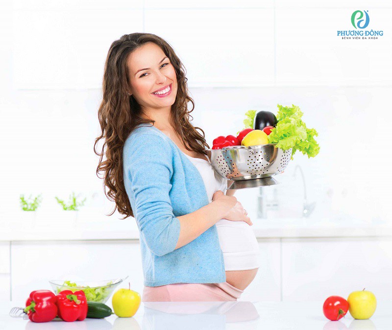 Mẹ bầu rất cần tuân theo một chế độ ăn uống khoa học