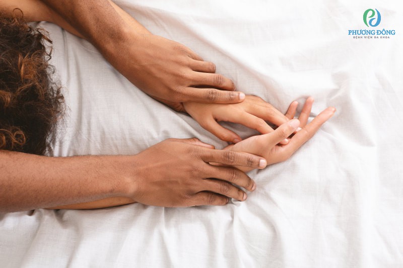 quan hệ tình dục không an toàn dẫn đến viêm ống dẫn tinh