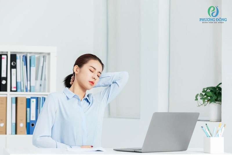 Các đối tượng làm việc văn phòng thường có nguy cơ cao mắc phải bệnh đau cổ vai gáy