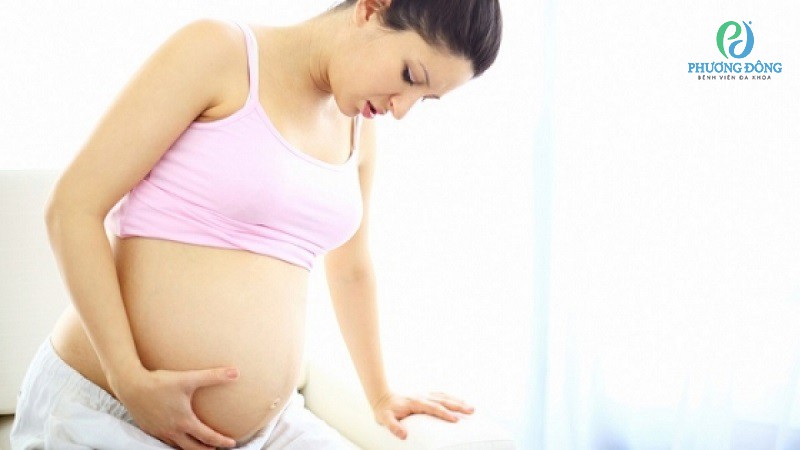 Mẹ bầu cảm thấy vùng bụng dưới ngày càng tăng áp lực