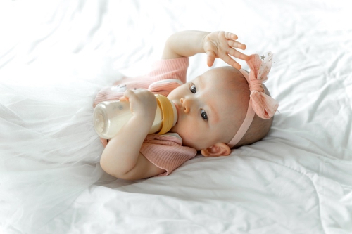[Giải đáp] Nên cho bé uống sữa công thức đến mấy tuổi?