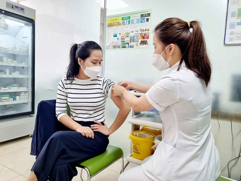 Tiêm phòng vaccine giúp ngăn ngừa bệnh lý phụ khoa như ung thư âm hộ