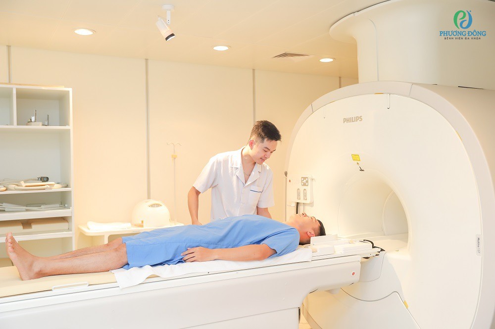 Máy MRI toàn thân sử dụng sóng radio và từ trường