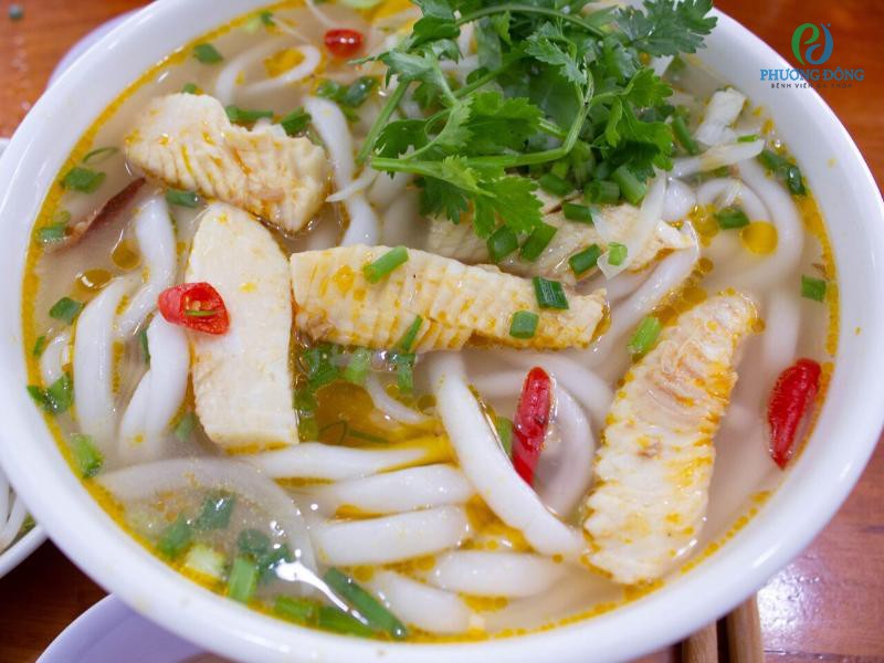 Sinh mổ ăn bánh canh được không?