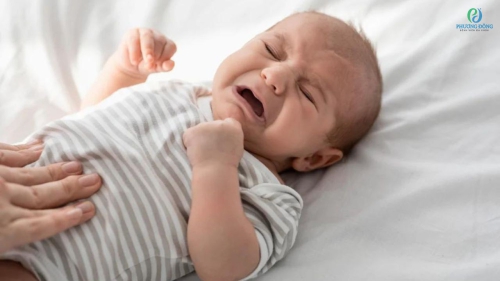 Trẻ sơ sinh bị đầy bụng không đi ngoài: Dấu hiệu - nguyên nhân - cách điều trị 