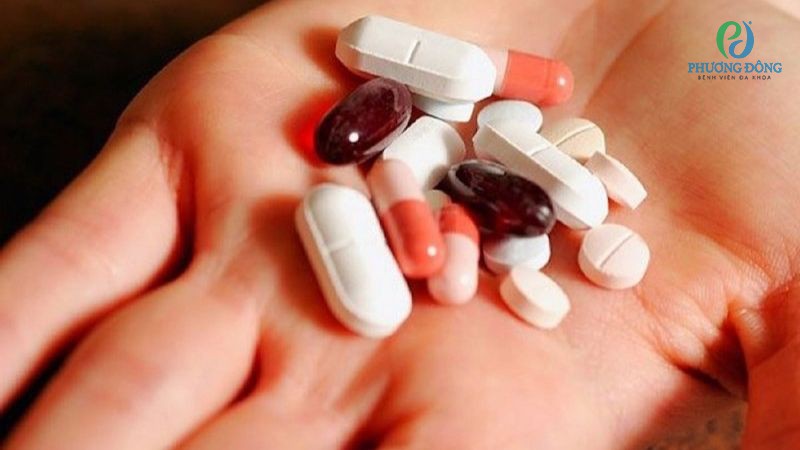 Uống thuốc Tây nhiều có hại thận không?