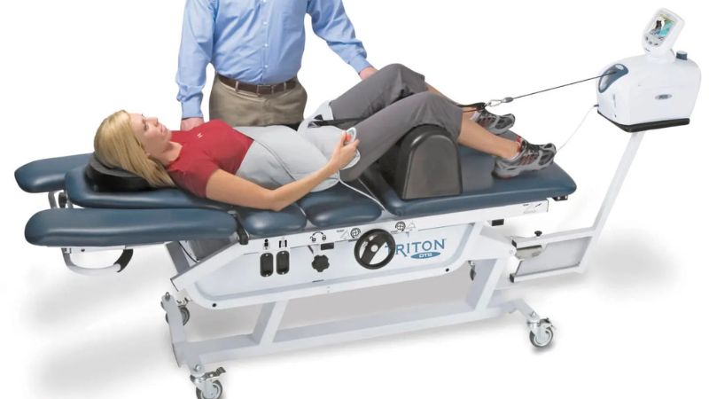 Bạn sẽ được nẳm sửa và lắp đai cố định vào thắt lưng và xương chậu