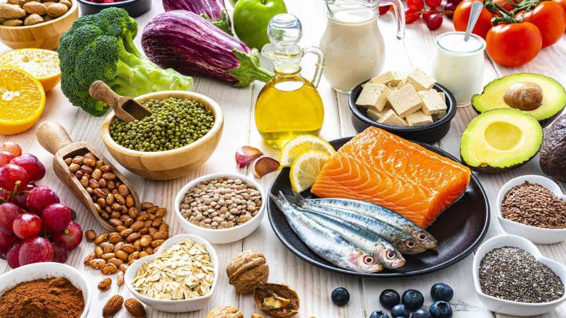 Bạn nên bổ sung nhiều thực phẩm giàu canxi