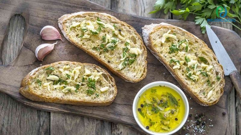 Những lưu ý khi người bệnh đau dạ dày sử dụng tỏi thường ngày