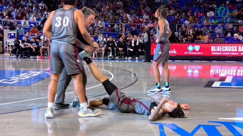 Chuột rút là một dạng chấn thương khi chơi bóng rổ