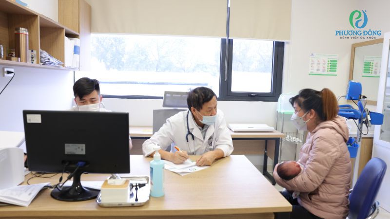 Bệnh nhi xơ hoá cơ ức đòn chũm gây vẹo cổ cần được tái khám sức khoẻ định kỳ