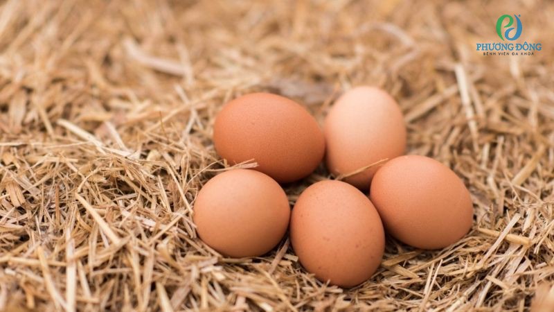 Những dưỡng chất có lợi trong trứng gà giúp thuyên giảm nhanh chóng tình trạng đau mắt đỏ