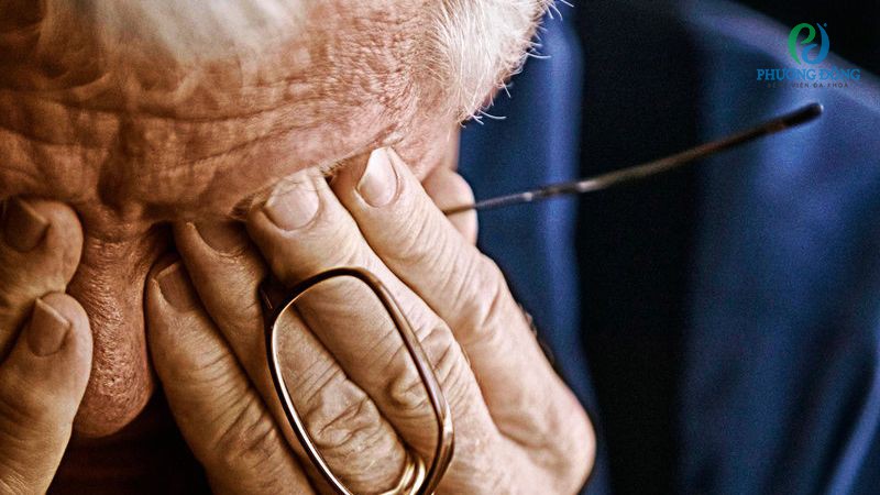 Biến chứng nguy hiểm nếu mổ cườm nước tại cơ sở y tế kém chất lượng