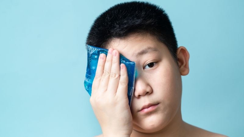 Bạn có thể chườm ấm để điều trị bệnh