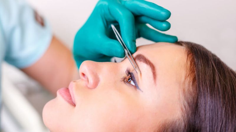 Bạn nên đến Bệnh viện uy tín để đảm bảo các thao tác cắt mí được diễn ra an toàn