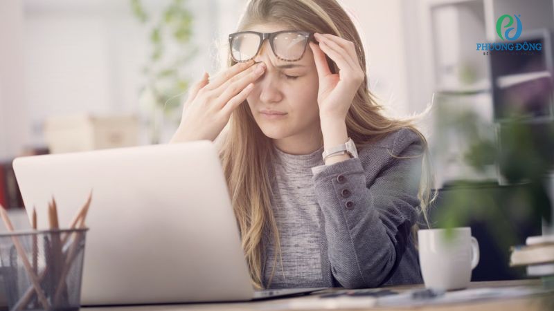 Nguyên nhân bệnh lý và thói quen dẫn đến tật khúc xạ