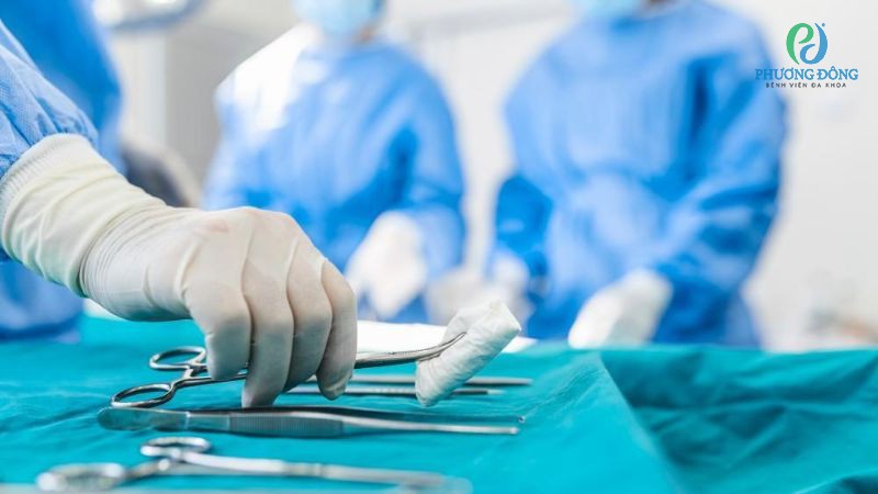 Điều trị bướu máu bằng thuốc hoặc can thiệp ngoại khoa