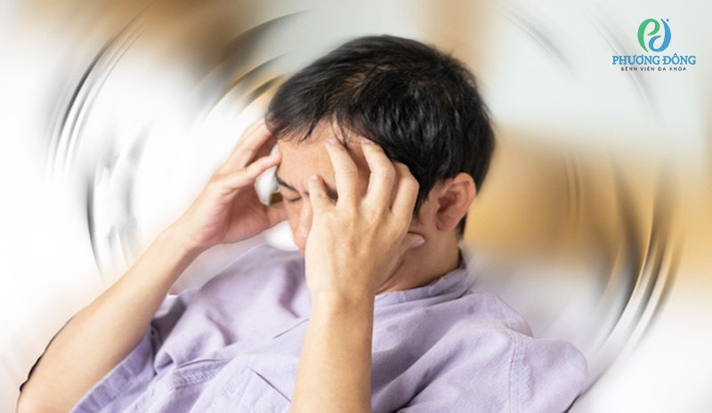 null Tiêu chảy cấp có thể gây mất nước, dẫn đến mệt mỏi và chóng mặt.