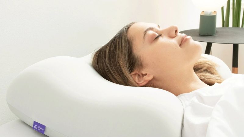 Hãy dùng gối ngủ có độ cao vừa phải
