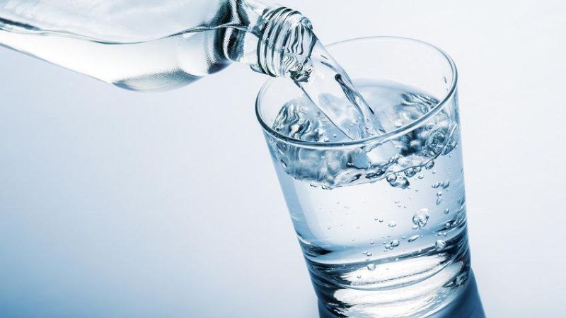 Trước khi phẫu thuật, bệnh nhân không nên ăn uống gì